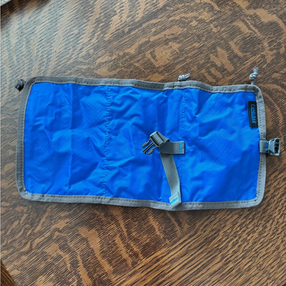 Camelbak Teal and Light Blue Backpack - Picture 8 of 16